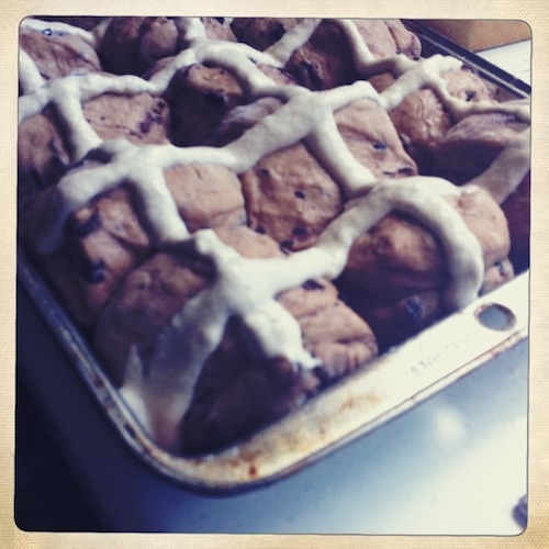 Good Food Friday : Hot cross buns – my style!